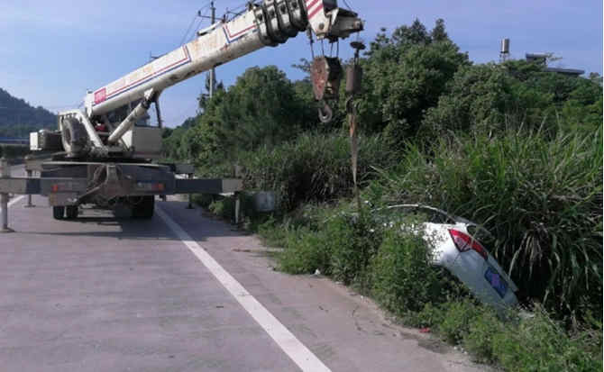 临翔区重载吊车救援